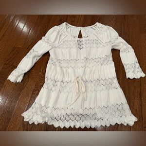 Free People White and Gray Long Sleeve top
Never worn